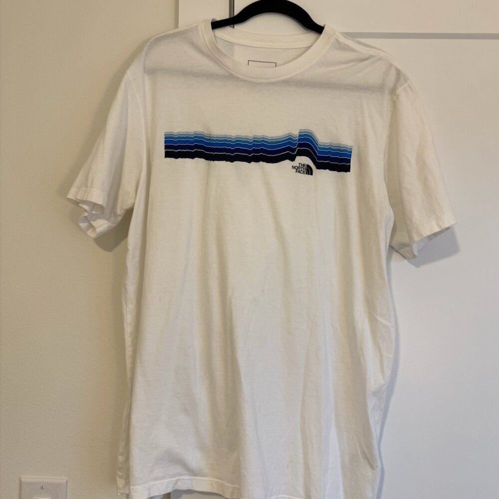Men's North Face Tee Shirt - XL